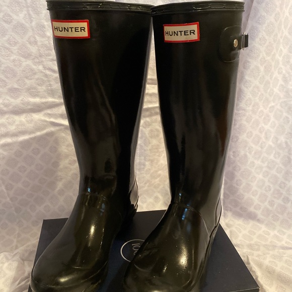 Matte Black Hunter Rainboots - Picture 1 of 11